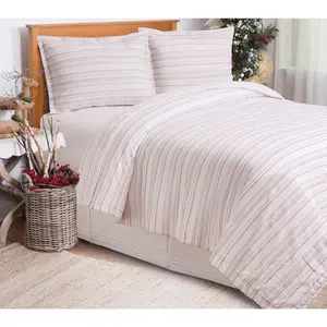 C&F Home Dotted Seersucker King Quilt Set