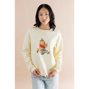 Women's Sweatshirt in Winnie the Pooh on Chamomile