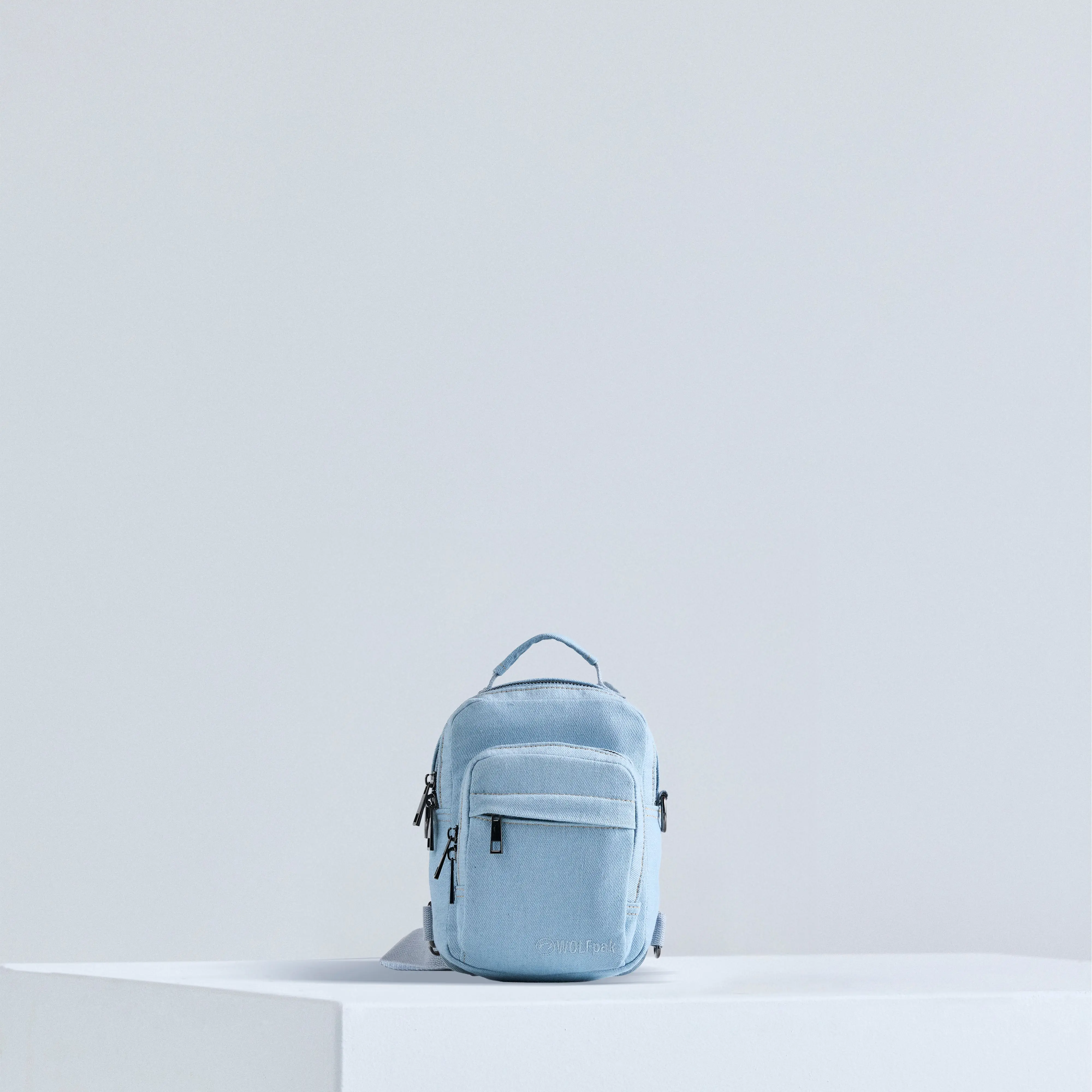 Men's 4L Compact Denim Fabric Mini Sling Bag, Minimalist Crossbody Bag with Adjustable Strap