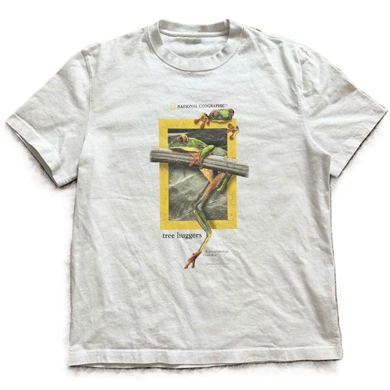 “tree huggers” frog t-shirt size S-5XL