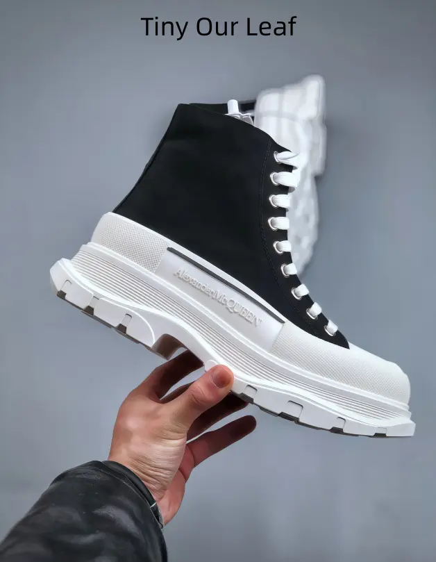 Thick cushioned sole sneakers ease foot soreness after all-day shopping trips