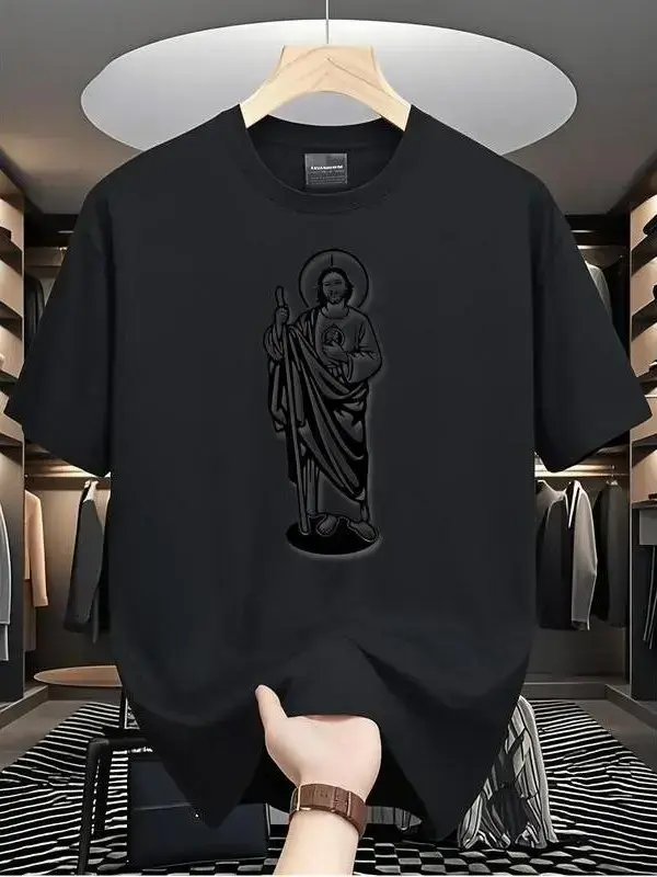Local Store, T-shirts for men, Men's Shirts, Clothing for Men, T-shirts for men, White and black T-shirt featuring the image of Saint Judas Tadeo (180g), Religious Printing Design, High-Quality Printing, Cuello Redondo, Relaxed Setting