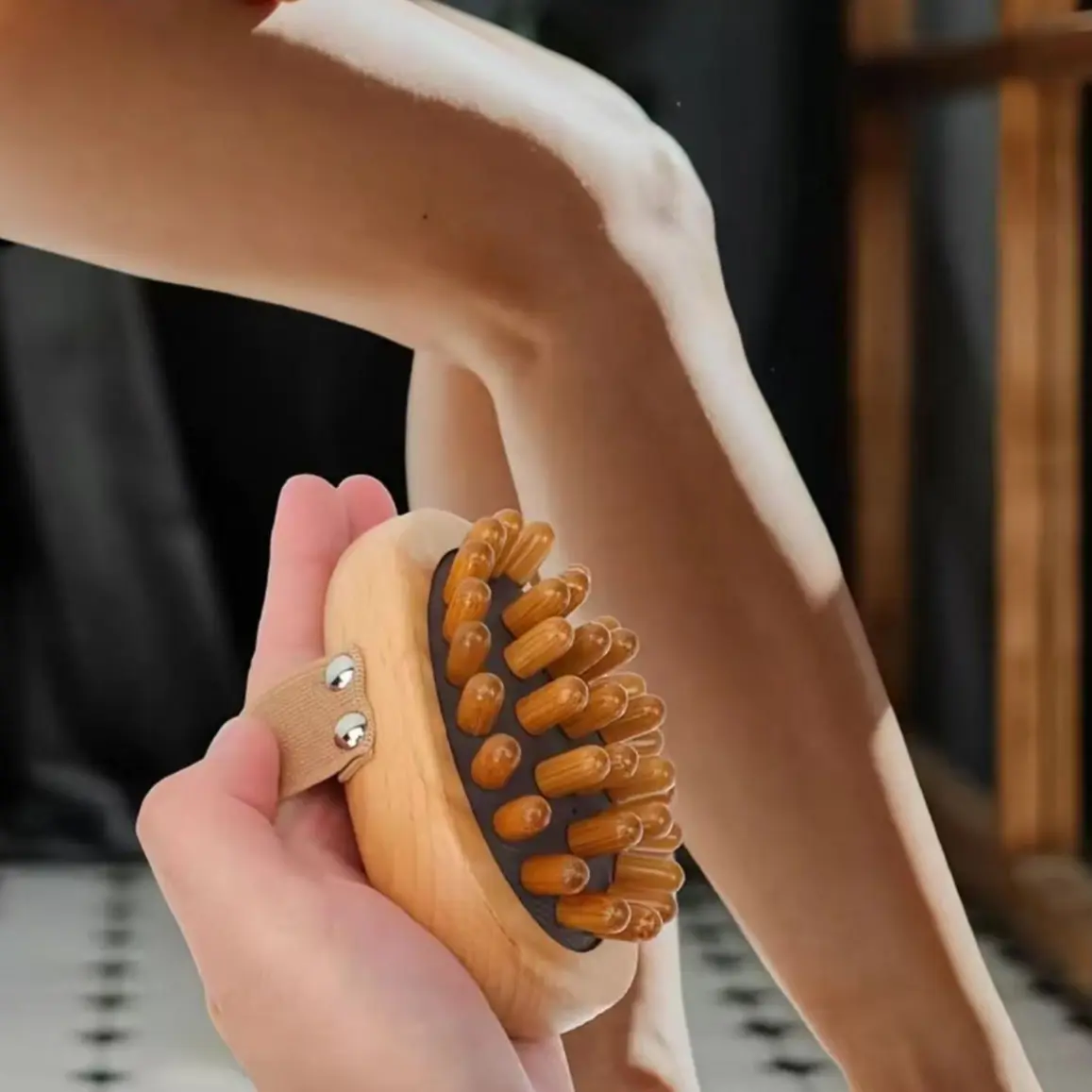Beech Wood Lymphatic Massage Brush, Handheld Scalp & Body Massager with Air Cushion, Fat Burning, Lymph Drainage, Full Body Relaxation Tool, Relaxation Aid, Body Care