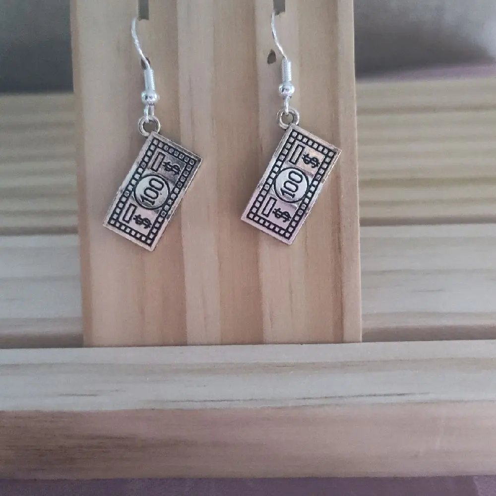 Money Dangle Earrings for Women, Fun Dollar Sign Costume Jewelry with Sterling Silver Plated Hypoallergenic Hooks, Money Earrings, Fun And Stylish, Daily, Adults, Special Events, Unique And Fun Jewelry