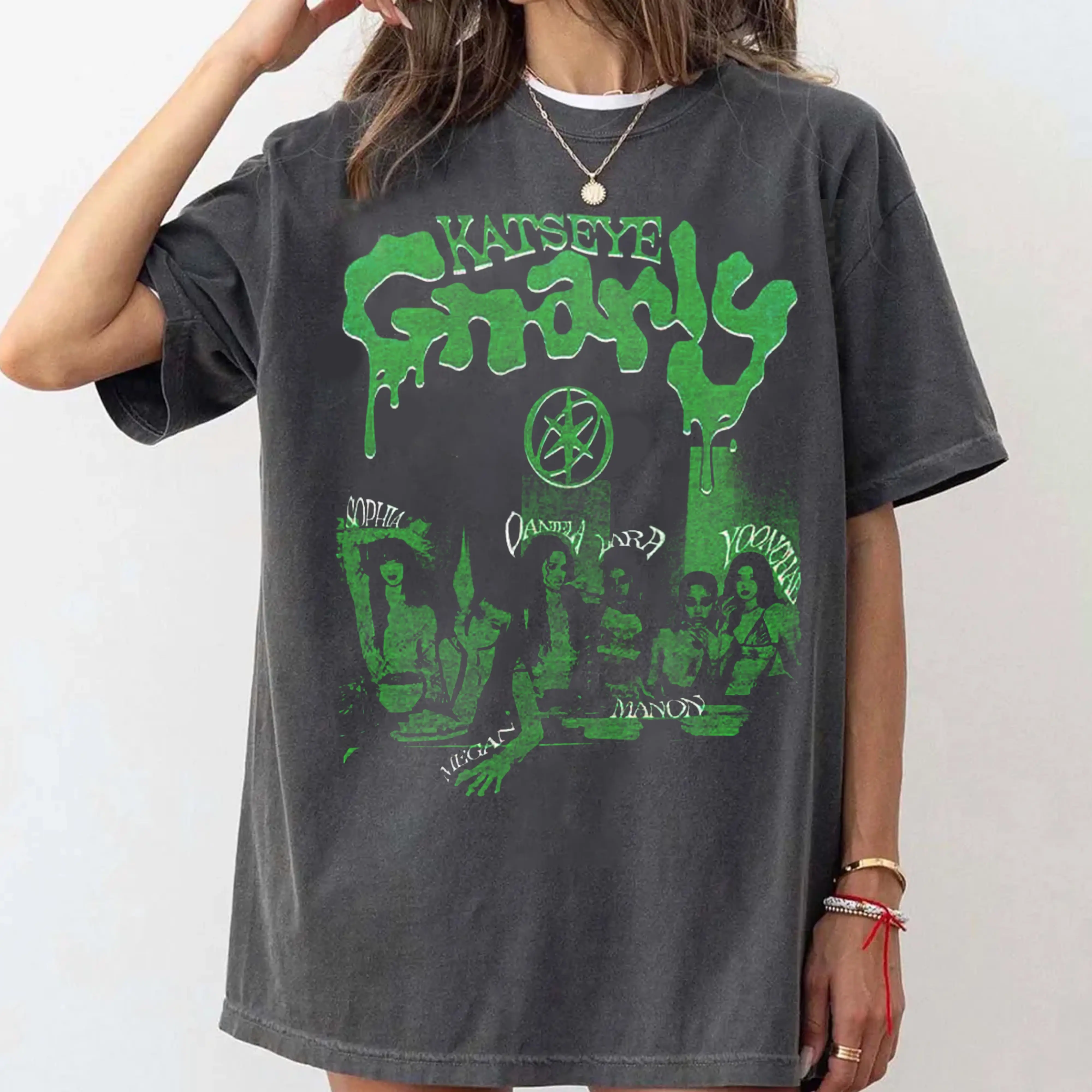 KATSEYE 'Gnarly' Slime Font Tee, Vintage Style K-Pop Group Shirt, 90s Bootleg Aesthetic Merch, Crew Neck T-Shirt, Short Sleeve, Unisex Vintage Top, Streetwear Style