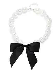 Vintage Imitation Pearl Necklace, Exaggerated Ribbon Bow Pendant, Women's Luxurious High-End Collarbone Chain, Fashion Jewelry