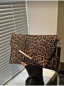 Elegant Women Clutch Purse Crocodile Embossed Evening Handbag for Wedding Party Ball Gown Prom Accessories