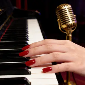 Elegant Lipstick & Glossy Gel Polish Set, High Shine Salon-Quality Makeup, Perfect for Luxury Looks, Single Item Pack