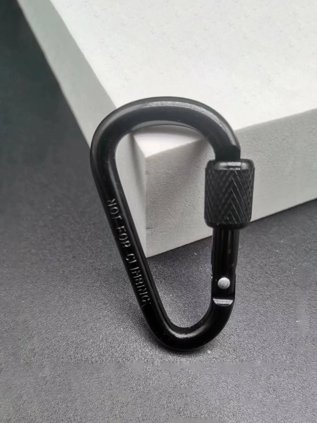 Mini D-Shaped Outdoor Sports Keychain, Durable And Beautiful Outdoor Keychain, Stylish Design, Functional Design Keychain, Perfect Men's/Women's Gift Keychain, Bag Accessories, Bag Hanging Accessories, Backpack Pendants.