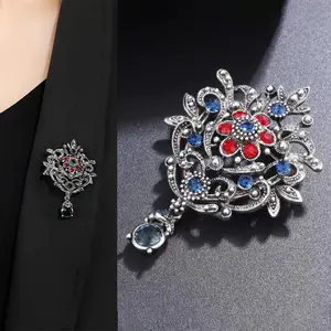 Vintage Silvery Brooch Royal Style Badge Luxury Carved with Red Blue Artificial Gemstone Inlay