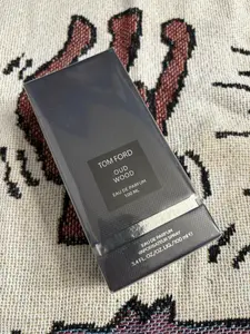 Luxury Oud Woody Eau de Parfum 3.4 fl oz Cardamom, Sandalwood & Amber