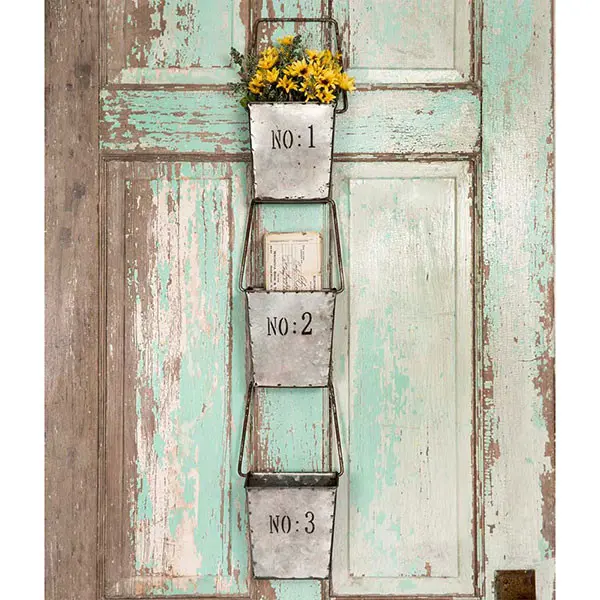Hanging Wall Pockets