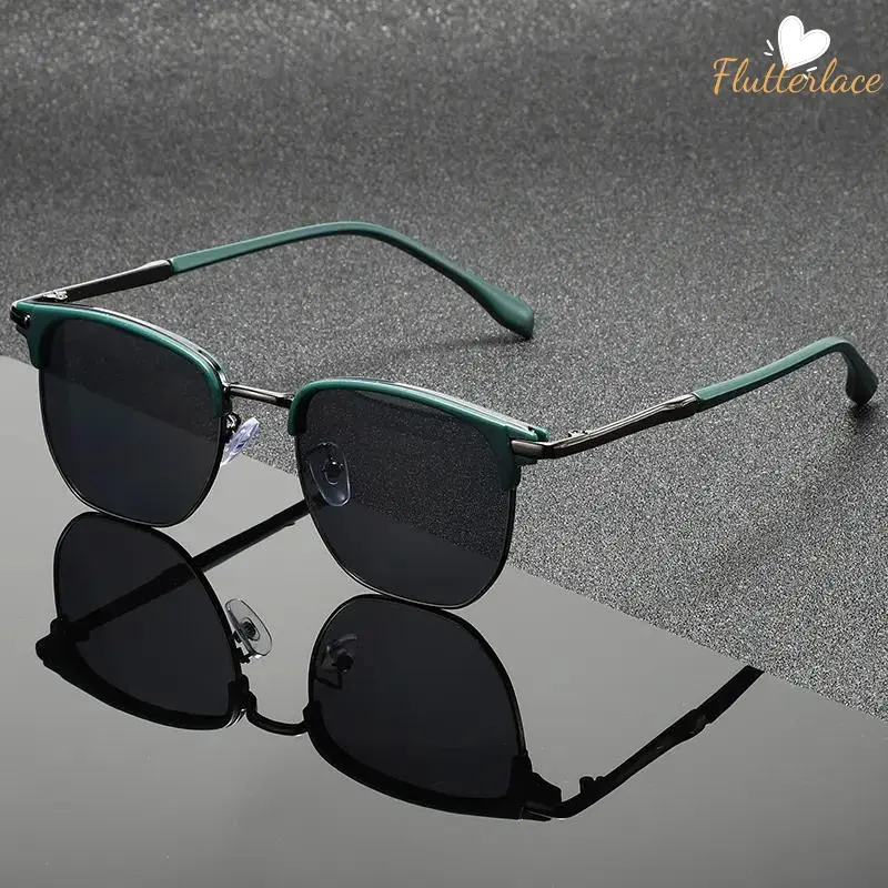 Unisex Vintage Square Fashion Classic Sunglasses, Metal Frame UV400 Eyewear for 18 Years and Above, Stylish Shades for Family, Friends, Driving, Travel Use, Fashion Sunglasses, Beach