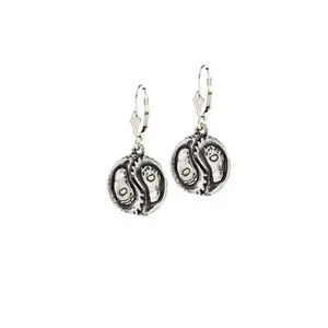 Oyster Balance Earrings