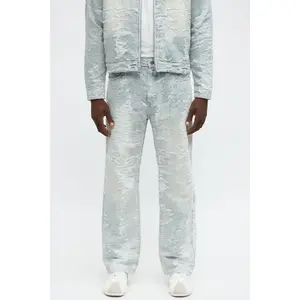 Straight Fading In And Out Jeans - Light Wash