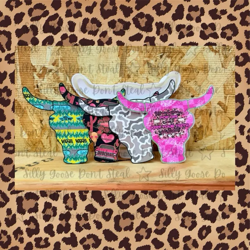 Bull Freshie Cardstock Mold