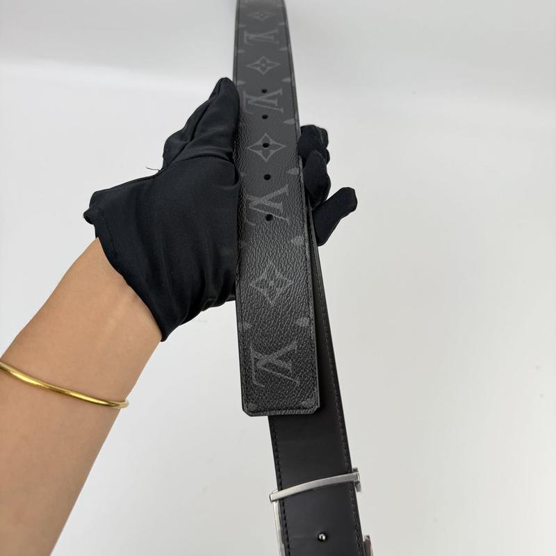 Pre-owned LV Belt black Monogram Pattern with Gunmetal Gray Buckle(u)95