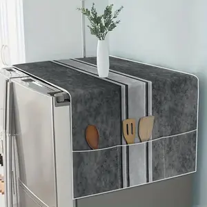 1 piece of four-season universal refrigerator cover with simple striped digital printing pattern, the refrigerator cover with storage bag is suitable for kitchens to solve storage problems, and is suitable for washing machines and ovens