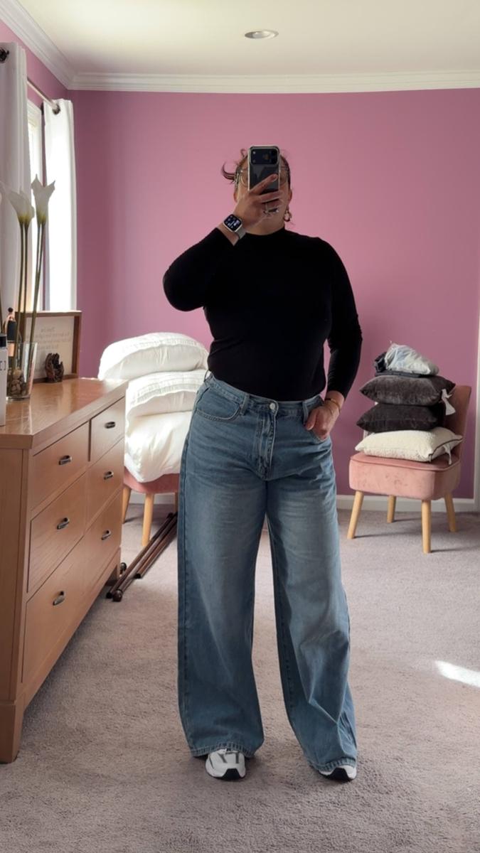 Item: Light Blue, 31