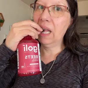 Product Review of Goli Beets Cardio Gummy - Beet Root Extract & 100mg CoQ10, Gluten-Free, Vegan, Non-GMO, and Gelatin-Free. Nature's Great Superfood from M**r