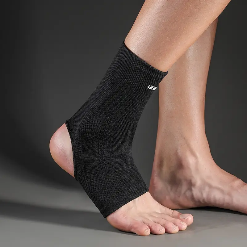 1 Piece Elastic Ankle Protective Compression Support Sleeve for Women & Men, Ideal for Boxing, Basketball, Comfortable Sports Accessory and Daily Use