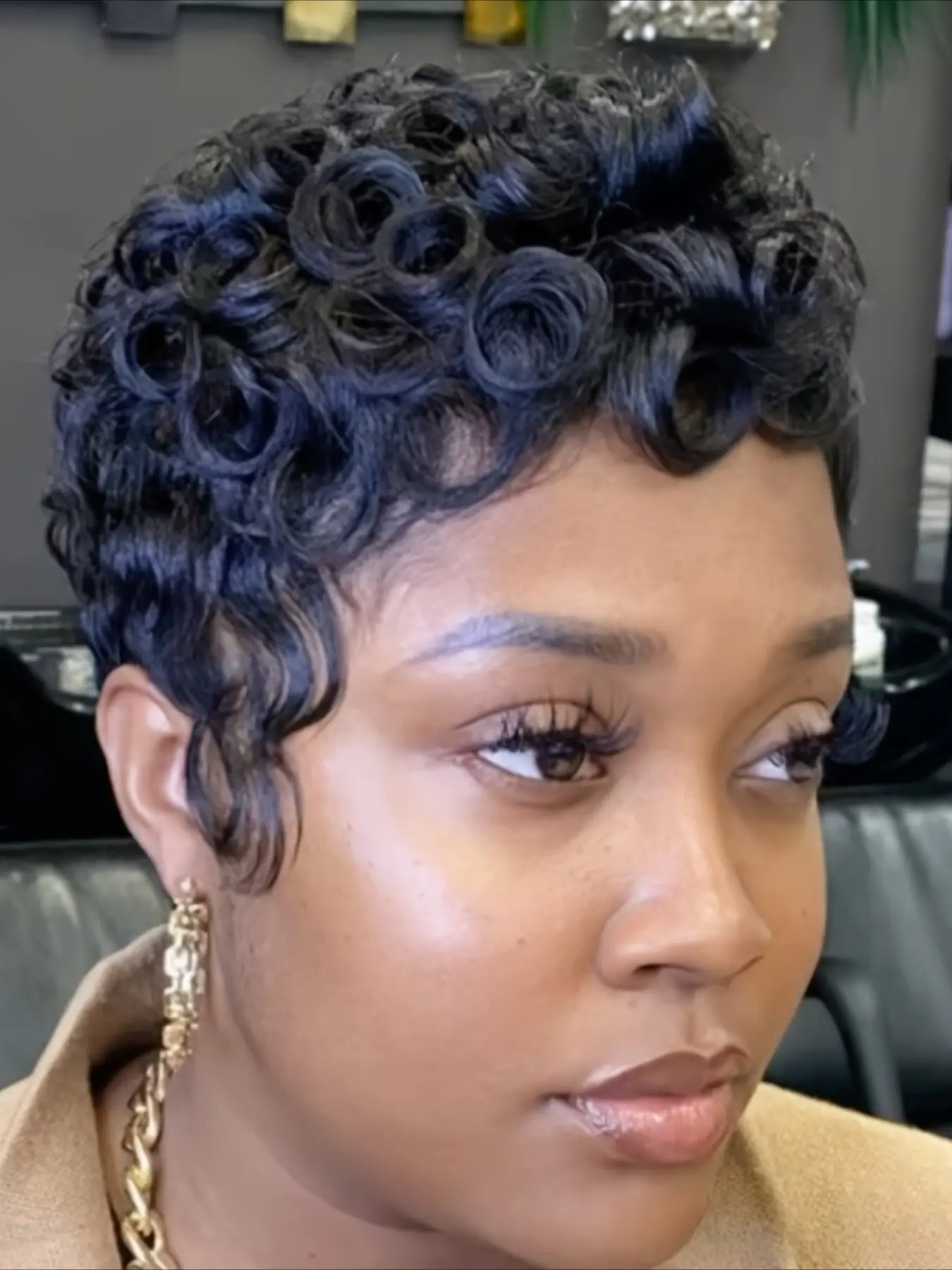 Curly Wave Wig Pixie Cut Wig for Women Premium Human Hair Wigs Full Machine Made Wig 150% Density 6 Inch