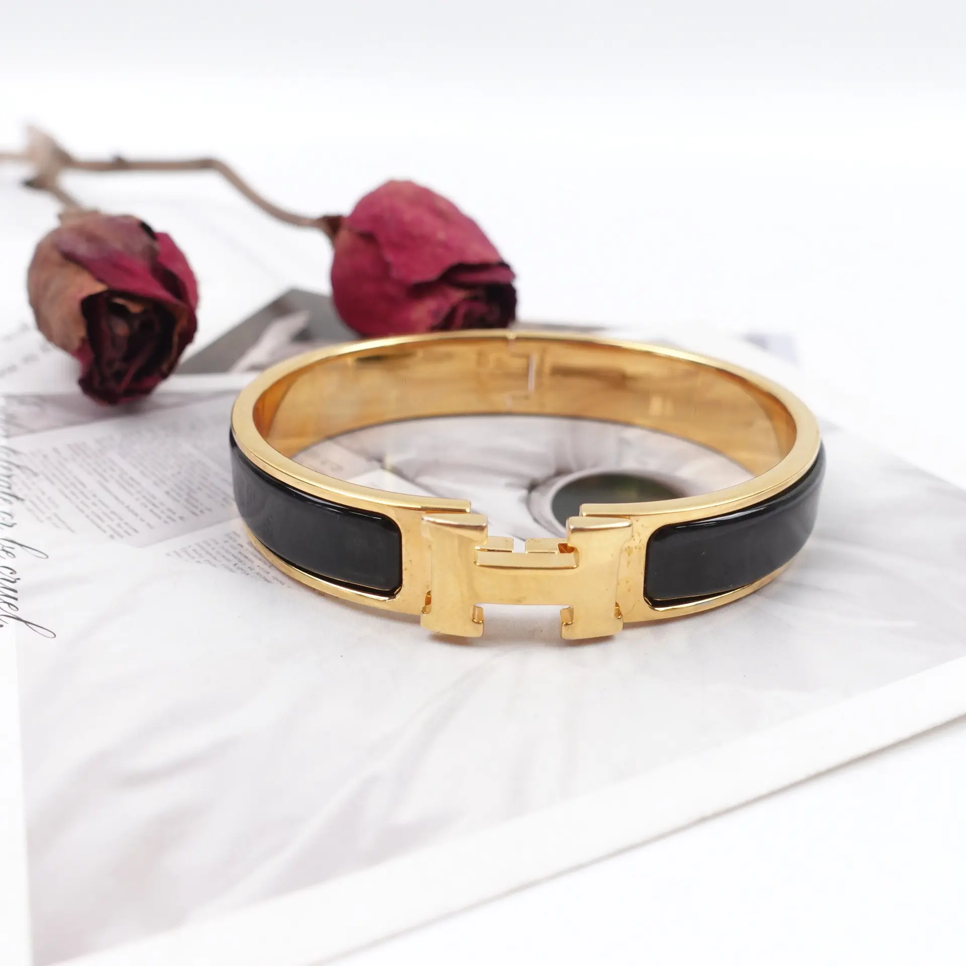 Pre-owned Black Hermes Bracelet T10422956