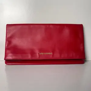 Pre-owned Yves Saint Laurent YSL Saint Laurent Red Clutch Bag, No Accessories20373416 FB