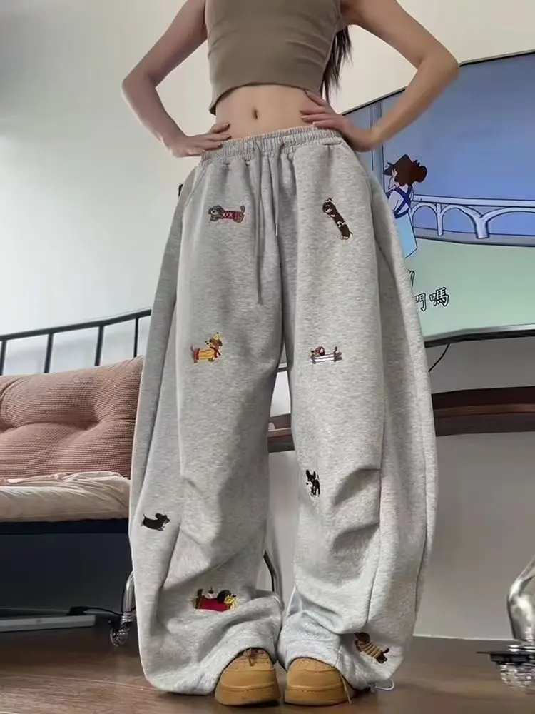 2026 New Fashion Unisex Embroidery Puppy Baggy Barrel Sweatpants Y2K Streetwear Vintage Loose Fit Joggers 026 Trendy Unisex Embroidery Puppy Baggy Barrel Sweatpants Y2K Vintage Streetwear Loose Joggers