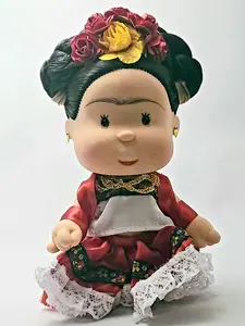 Famosa Artista Mexicana Doll