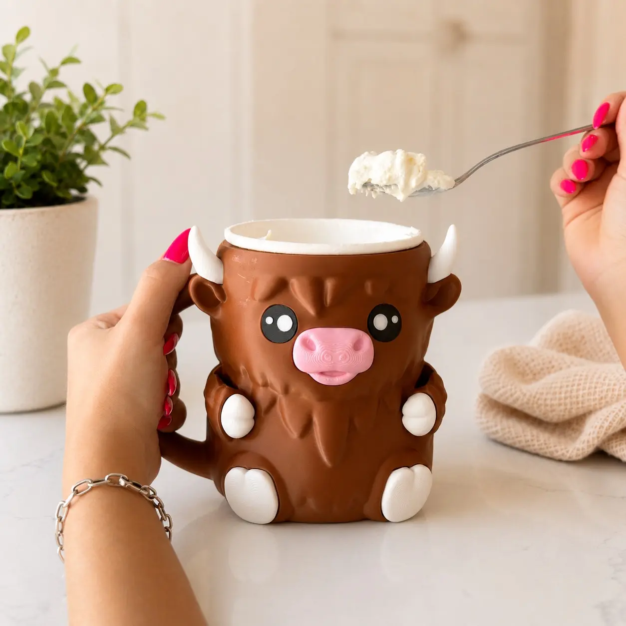 Highland Cow Themed Ice Cream Container, Kitchen Ice Cream Utensil Accessory
