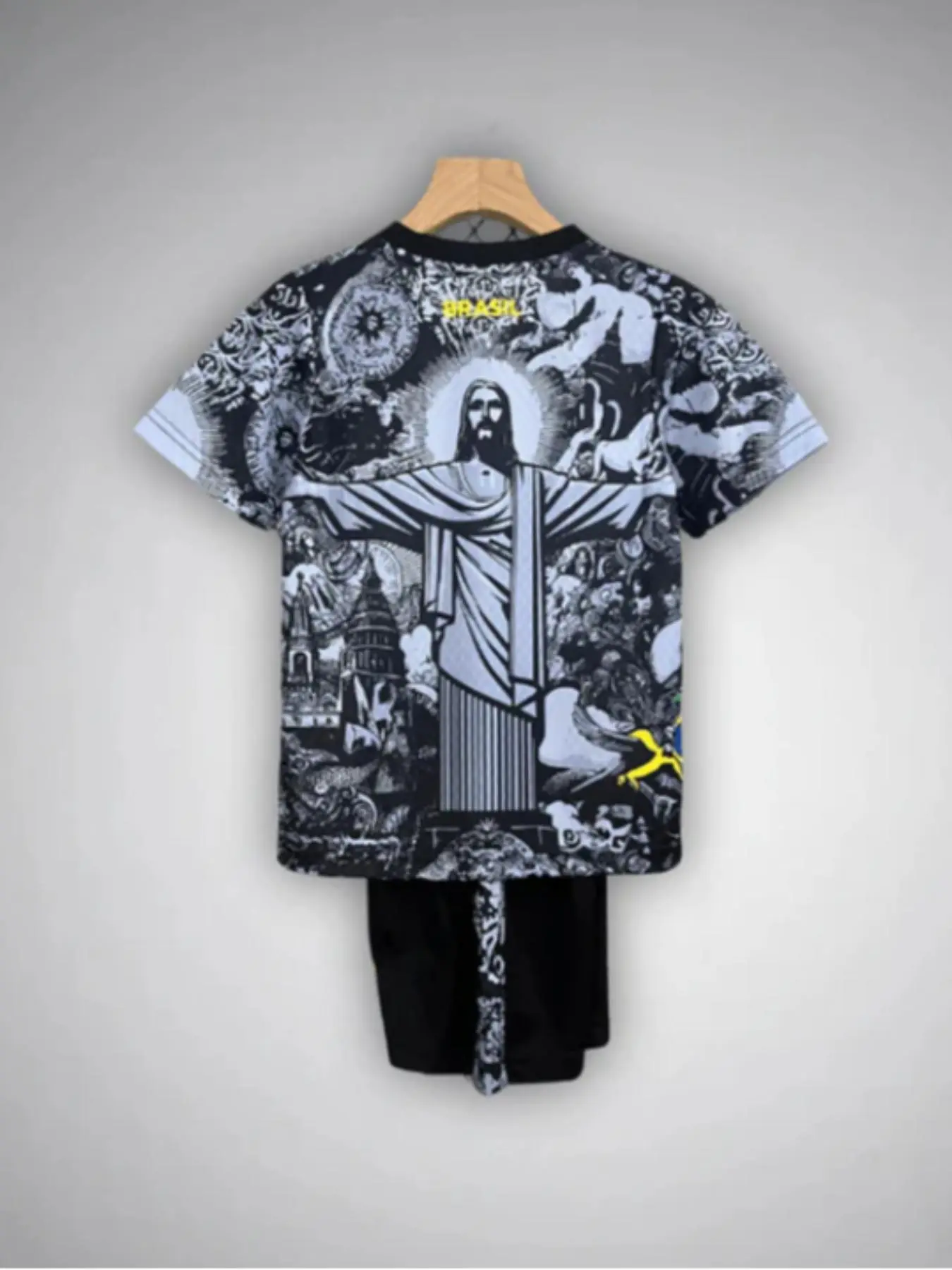 Men's Brazil Jesus Casual Short Sleeve Round Neck Floral Tropical Shorts Set, Breathable Fitted Fashion Top with Pants, Sport Two-Piece Set, Comfort Drawstring Waist, Outfit, Menswear, Style Set