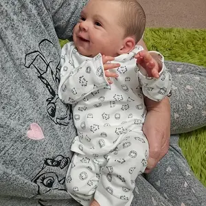 Newborn Baby Dolls-19 Inch/49 Cm Lifelike Reborn Doll With Soft Cloth Body, Hand-painted Realistic Smile Newborn Baby Doll For Birthday/Christmas Gifts