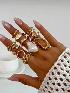Sweet & Cool Ins Style Geometric Baroque Pearl Ring Set for Women, Liquid Metal Adjustable Stackable Rings, Irregular Pearl Stacking Finger Jewelry, Trendy Christmas Valentine's Day Gift for Her