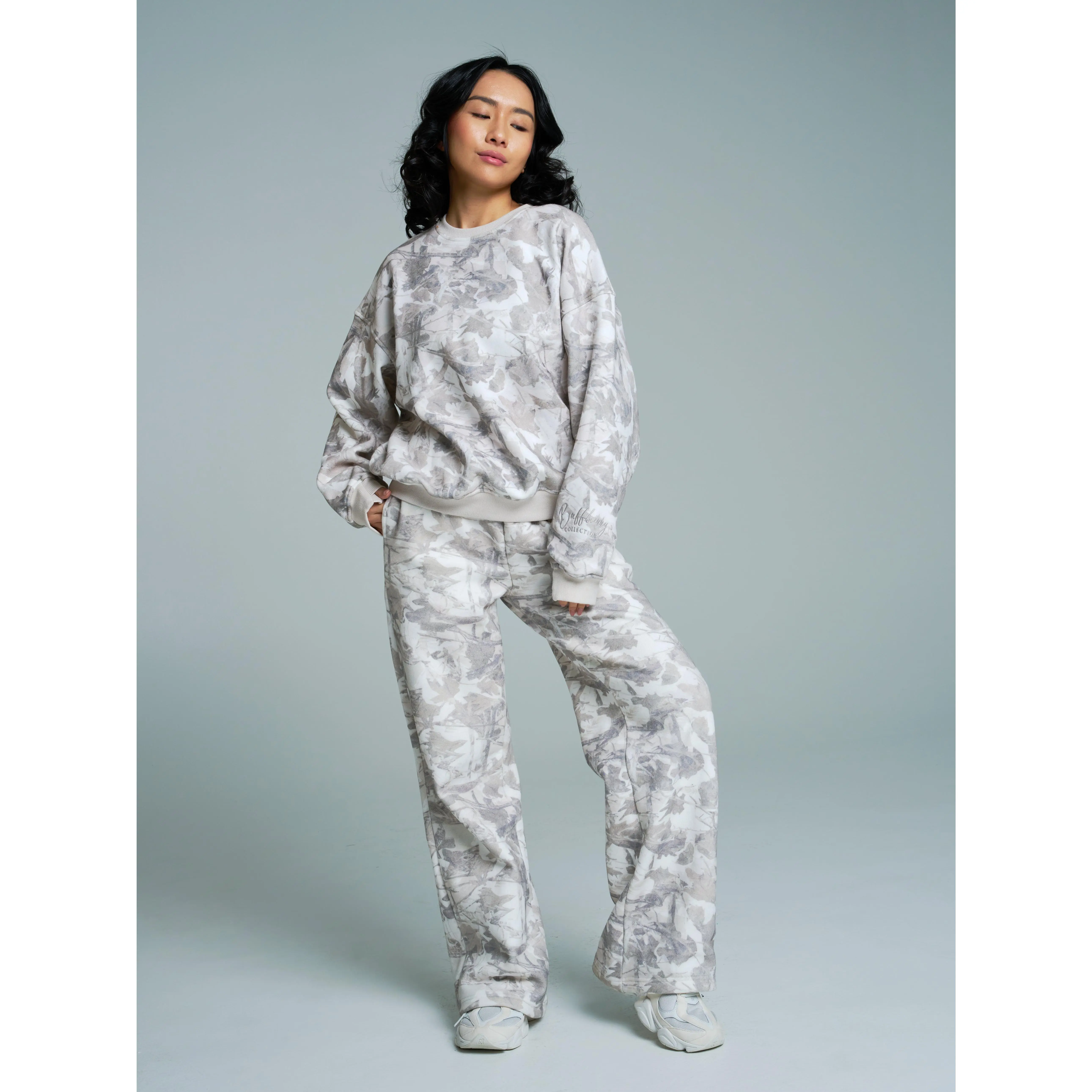 Plush Fleece Straight Leg Sweat Pant - Snow Camo