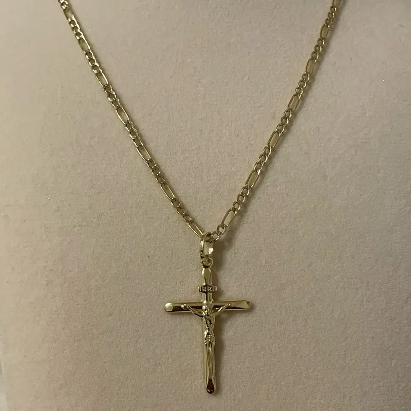 14k gold 18" diamond cut chain with a cross