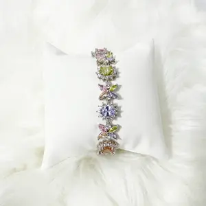 Charming Flowers Bracelet