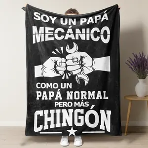 Soy Un Papa Mecanico Throw Blanket, Spanish Mechanic Dad Gifts for Father’s Day Birthday, Regalo Para Papa Mecanico Chingon, Soft Fleece Blanket for Mechanic Men, Latino Father Gift