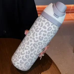 32oz Leopard Print Dual-Drink Sports Water Bottle Tumbler, Stainless Steel Vacuum Insulated, Large Capacity Fruit Cup, Perfect Gift for Women