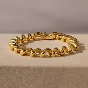 Twisted Chain Bracelet by Caitlyn Minimalist - Chunky 18K Gold Plated San Marco Bracelet - Statement Jewelry - Girlfriend Gift