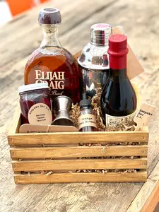 The Classic Manhattan Box