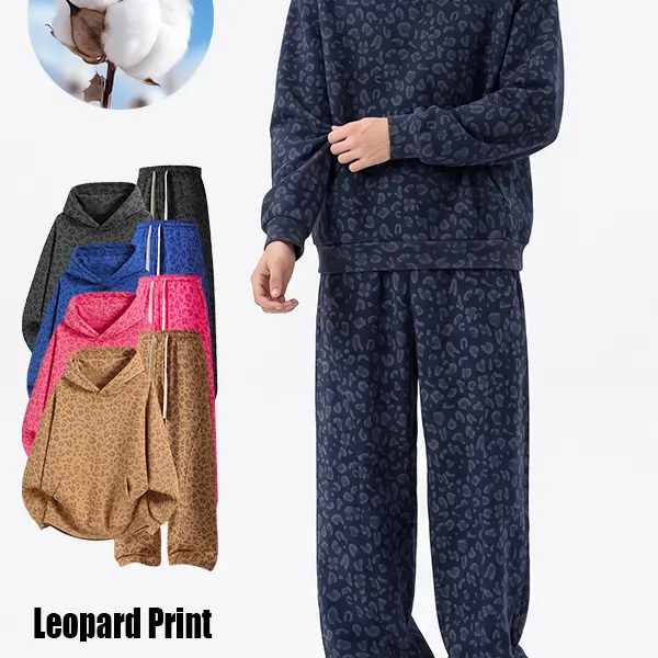 Men’s two-piece casual athletic set — leopard-print hooded sweatshirt and long-sleeve straight-leg sweatpants, suitable for autumn and winter daily commuting and outdoor activities; unisex design.