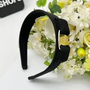 Pre-owned SALVATORE FERRAGAMO As Shown Shoulder Bags Vara Bow Headband RS2342585