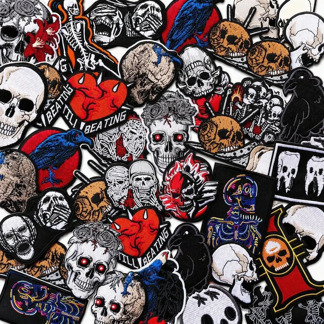 18PCS Gothic Embroidered Iron On Patches Set, Skull Raven Horror Theme DIY Fabric Appliques, Spooky Dark Style Sew On Patches for Jackets, Jeans, Backpacks, Hats, Clothes & Bags Decoration
