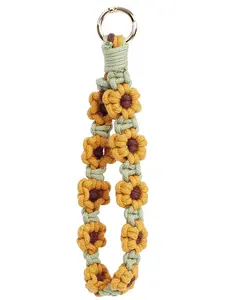 Bohemian Lace Keychain Wristlet Keychain Braided Delicate Keychain Bracelet Handmade Wrist Lanyard Women's Fashion Suitable for Outdoor Carrying Easy to Wear Fashion Accessories Clothing Gifts Floral Pattern Keychain