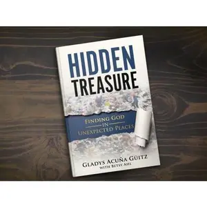 USED Book - Hidden Treasure: Finding God in Unexpected Places by Gladys Acuña Güitz (Paperback) - english