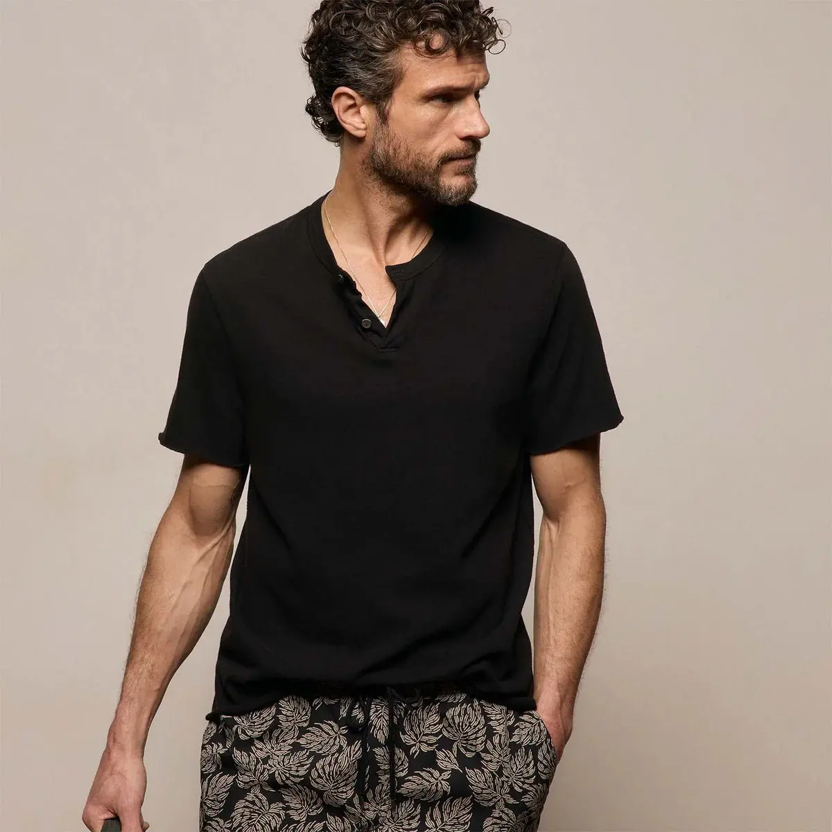 James Perse Slub Jersey Short Sleeve Henley in Black
