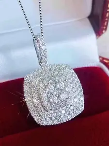 Fashion Square Shaped Artificial Zircon Pendant Necklace for Women for Gift, Clavicle Matching Necklace, Stainless Steel Jewelry for Daily Decor, Cuban Link Chain, Bling Stylish Accessory