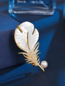 Elegant Feather Brooch Design Sense, Stylish Female Accessories, Perfect Gift Idea, Durable & Trendy Jewelry Accessory