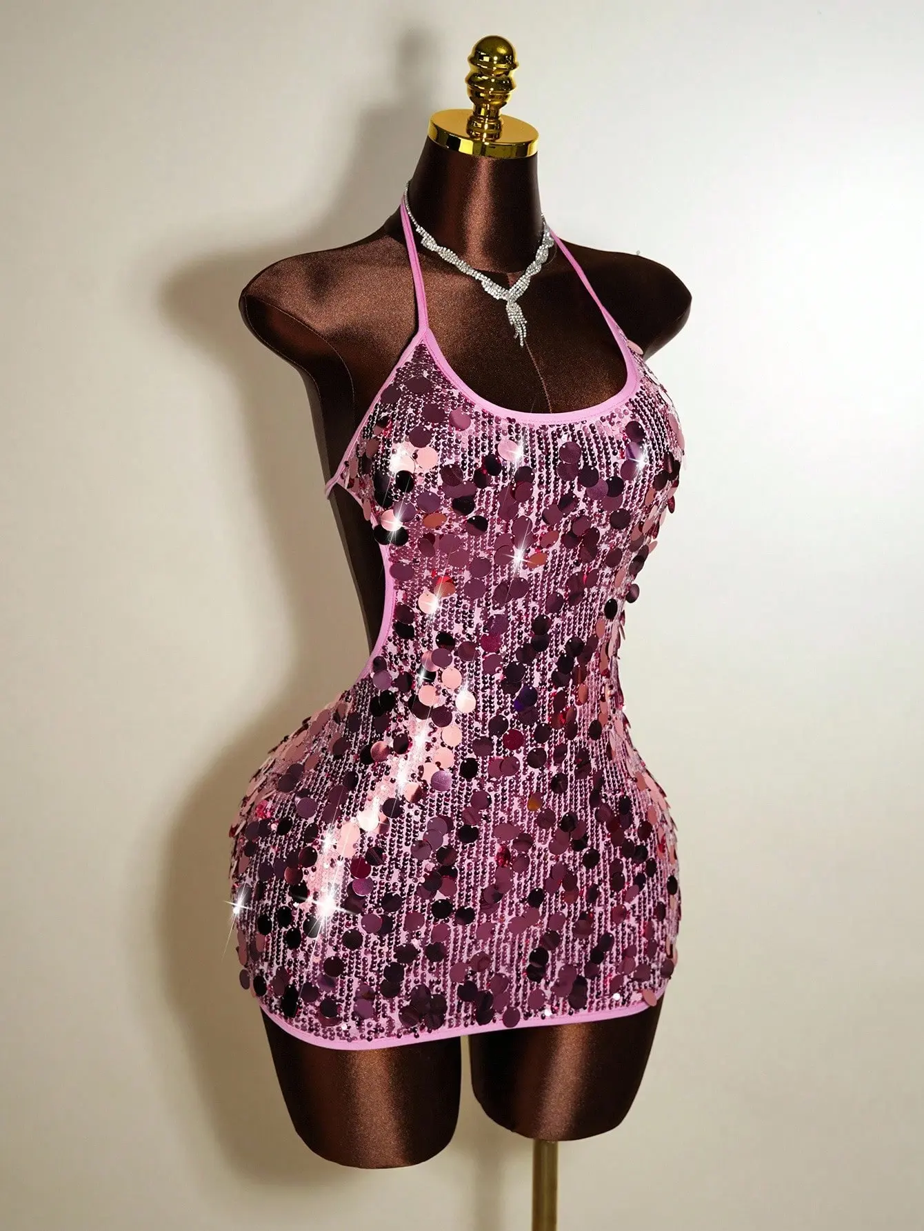 MINE Hot Pink Summer 70s Night Out Party Sleeveless Halter Top Sequined Shiny Material Mini Tight Short Dress Luxurious High-End Birthday Gown Ladies